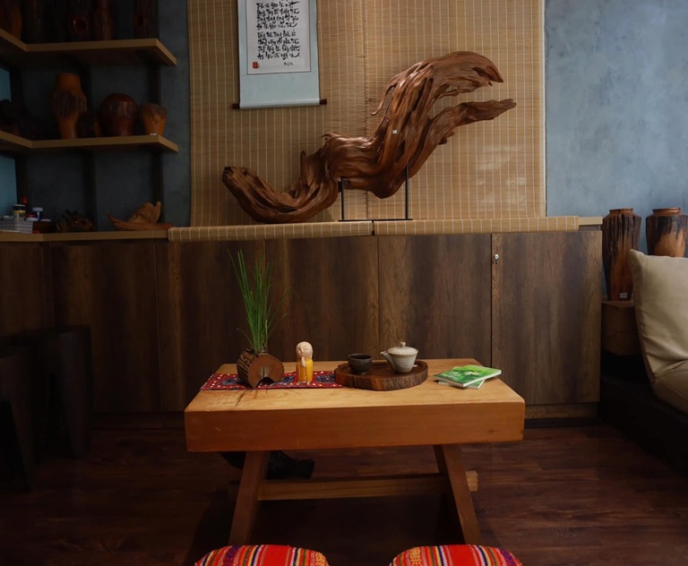 thưởng trà